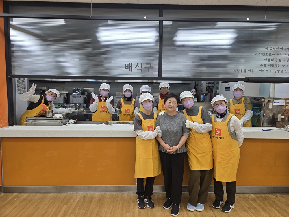 6b5e904c11a6c7de943312d5c73227dd_1763361513_0417.jpg 6b5e904c11a6c7de943312d5c73227dd_1763361513_0417.jpg